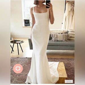 Brand New Column/Sheath Square Neck Wedding Dress with train